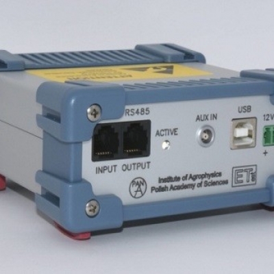 TDR/MUX 微型土壤水分、溫度、電導率、水勢監(jiān)測儀